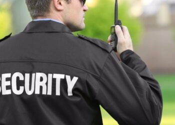 Rasis, Dua Sekuriti di New York Dipecat