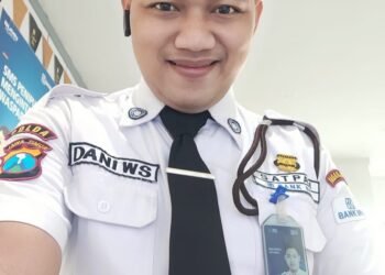 Berusaha Profesional dalam Menjalankan Tugas