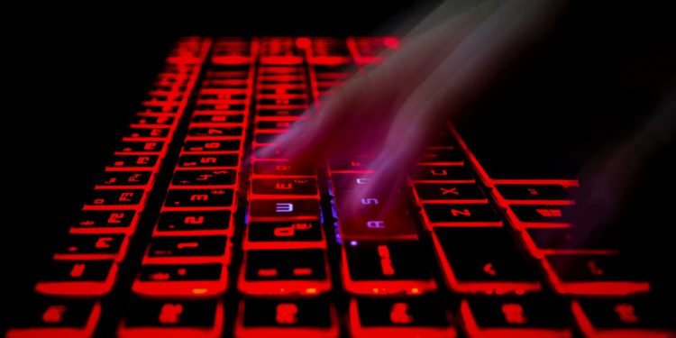 Lima Cara Menghindari Kejahatan Siber untuk Usia Remaja