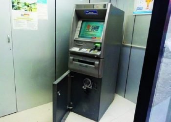 Congkel Mesin ATM, Pria Berkapak Tepergok Satpam