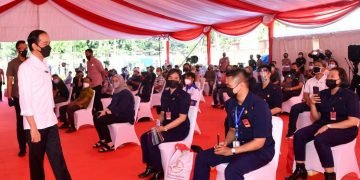 4992 Satpam dari 38 BUJP Ikuti Vaksinasi di Lapangan Bhayangkara