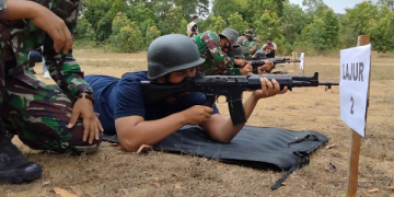 Sambut HUT Korem 045/Gaya, Satpam Diajarkan Menembak