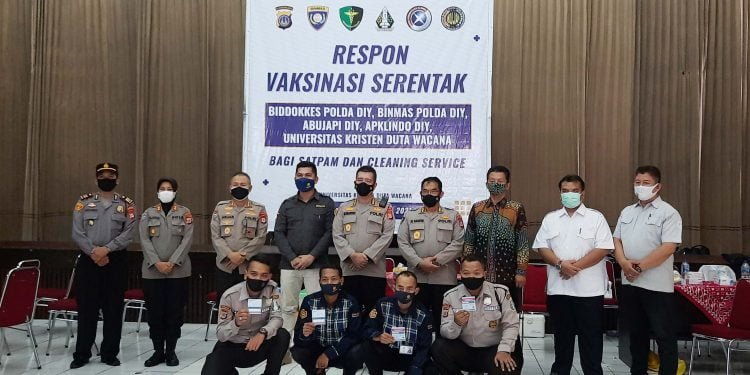 Cegah Covid, Ribuan Satpam di DIY Jalani Suntik Vaksin