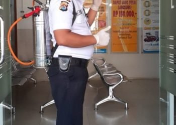 Bantu Satpam di Musim Pandemi, Seorang Dokter Galang Dana