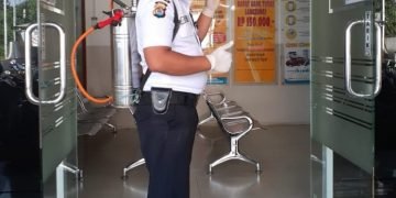 Bantu Satpam di Musim Pandemi, Seorang Dokter Galang Dana