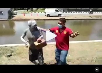 Manusia Silver Pensiunan Polisi Ditawari Jadi Satpam