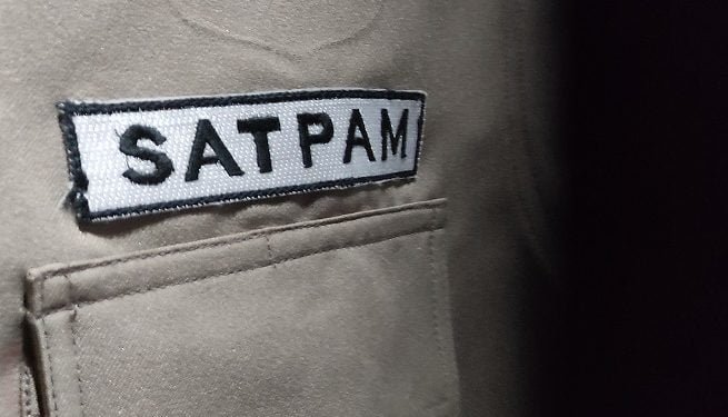 Satpam Dihajar Gegara Pergoki Maling Kabel