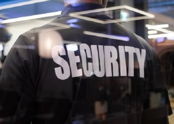 Sekuriti dan Pelajar di Chicago Kritis Usai Ditembak OTK