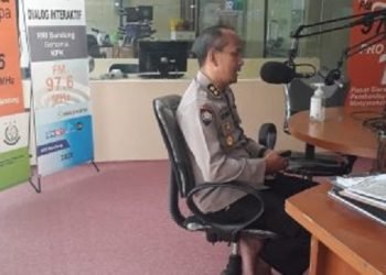 Jadi Nara Sumber Radio, Kasubdit Bintibsos Polda Jabar Jelaskan Kompetensi Satpam