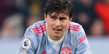Rumah Victor Lindelof Resmi Dijaga Sekuriti