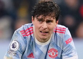 Rumah Victor Lindelof Disatroni Perampok, MU Bakal Sewa Sekuriti