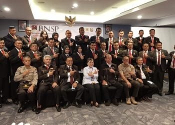 BNSP Serahkan Sertifikat Kompetensi Kepada 34 Peserta Gada Utama