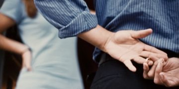 Satpam Hotel Amankan Keributan Pasangan Selingkuh