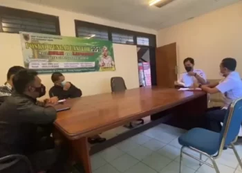 Puluhan Satpam Laporkan Perusahaan Outsourcing ke Disnakertrans