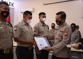 Wujud Profesionalisme Satpam Salah Satunya Memiliki Sertifikat Gada Pratama