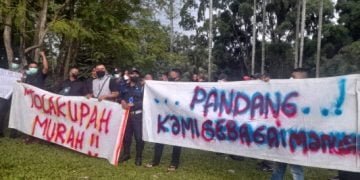 Tak Terima di PHK, 66 Anggota Satpam Berunjuk Rasa