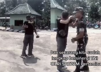 Datangi Sahabat yang Dilantik Jadi TNI, Satpam Terharu