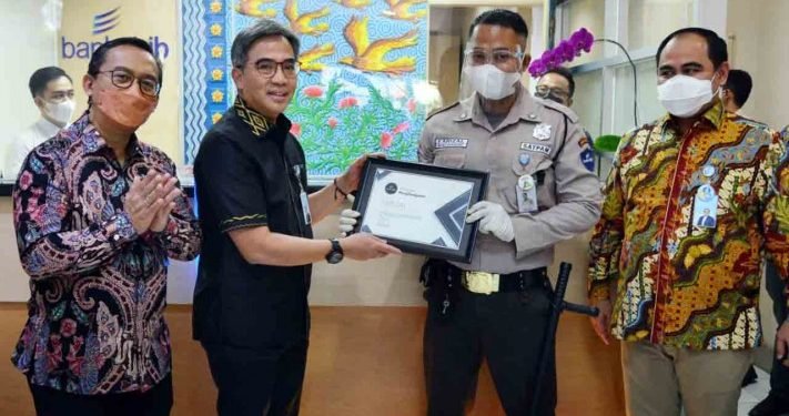 Manajemen dan Direksi Bank BJB Apresiasi Satpam yang Gagalkan Perampokan