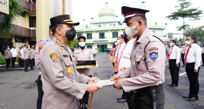 Kapolres Jakarta Selatan Apresiasi Satpam Bank BJB yang Gagalkan Perampokan