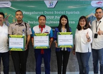 Satpam Terima Bingkisan Lebaran dari FIFGROUP