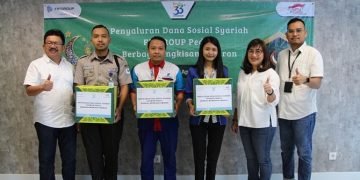 Satpam Terima Bingkisan Lebaran dari FIFGROUP
