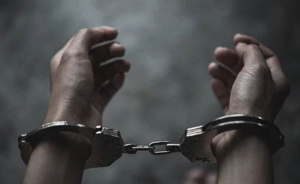 Satpam di Tangerang Amankan Sopir Angkot Pencuri Ban Serep