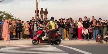 Ganggu Akses Jalan Masuk Proyek, Satpam Bubarkan Fashion Week
