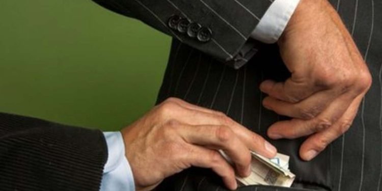 Diduga Suap Satpam, Irjen Ferdy Sambo Dilaporkan ke KPK