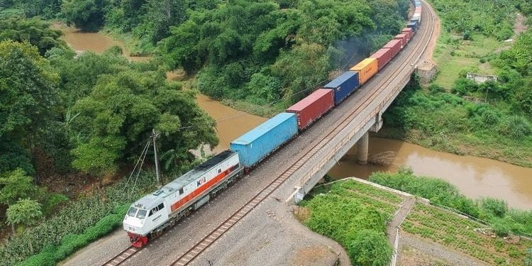 Buka Jalur Kereta di IKN, Pemerintah Diminta Perhatikan Keamanan Penumpang