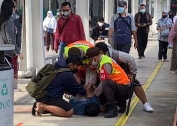 Satpam Tangkap Pencuri Ponsel di Stasiun Kereta Api, Pelaku Tak Berkutik