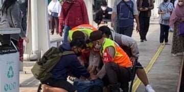 Satpam Tangkap Pencuri Ponsel di Stasiun Kereta Api, Pelaku Tak Berkutik