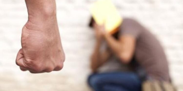 Aksi Pemukulan Tidak Dibenarkan ke Satpam yang Salah dalam Bertugas