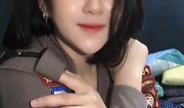 Lia Sukawati, Sekwan Cantik yang Jadi Sorotan Publik