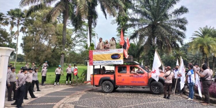 Satpam Tolak PHK Sepihak dan Tuntut Pesangon