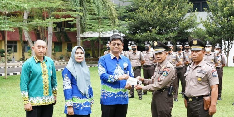 Purnabakti, Komandan Satpam Unila Terima Penghargaan