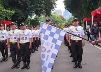 Direktur IAC Lepas Peserta Lomba Gerak Jalan Satpam di Polda Metro Jaya