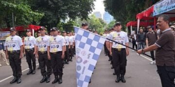 Direktur IAC Lepas Peserta Lomba Gerak Jalan Satpam di Polda Metro Jaya