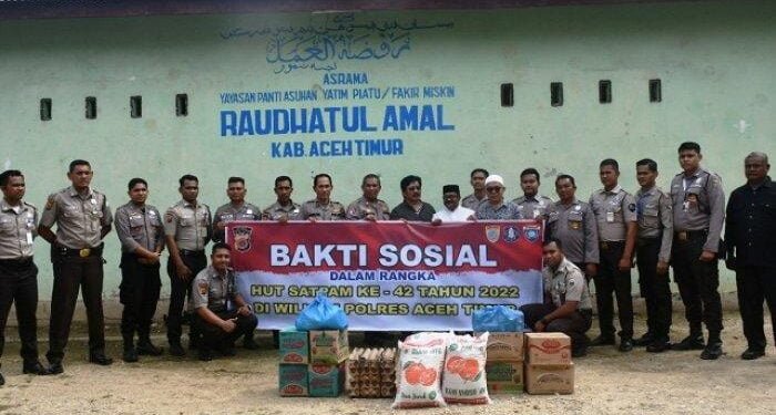Semarakkan HUT ke-42 Satpam, Polres Aceh Timur Gelar Baksos