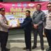 Satpam Terdampak PHK Terima Bansos dari Polres Serang