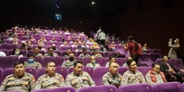 HUT Satpam ke-42, Nobar Film D Bandhit Tayang Perdana di Djakarta Teater