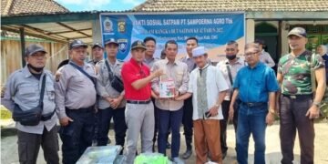 HUT ke-42 Satpam, Tim CSR Sampoerna Agro Gelar Baksos