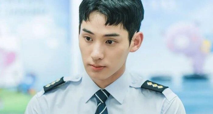 Berperan Sebagai Security, Jung Garam Jadi Aktor Paling Popular