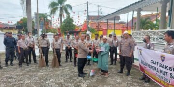 Polres Bangka Barat dan Satpam Berikan Bansos ke Ponspes, Masjid dan Kelenteng