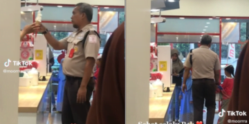 Belikan Es Krim Pengamen Anak-anak, Satpam Tuai Pujian