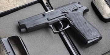 Sekuriti Jual Beli Senjata Api Ilegal Diringkus Polisi