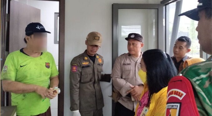 Gelandangan Ngamuk Enggak Jelas, Satpam Hotel Amankan Pelaku