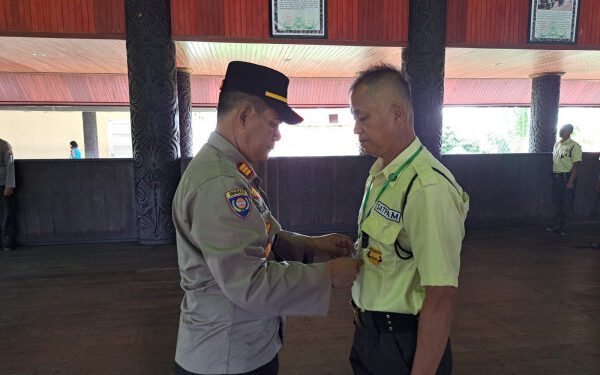 Satpam Ujung Tombak Pengamanan di Lingkungan Tugasnya