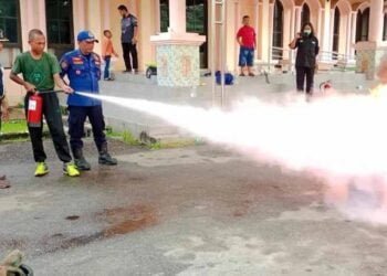 Satpam di Kota Palangka Raya Dilatih Cara Memadamkan Api Ringan