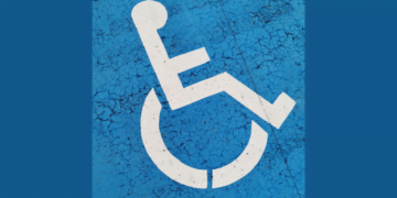 Bantu Pengunjung Disabilitas, Satpam Diapresiasi