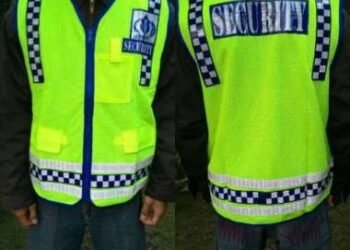 Fosfor Rompi Satpam untuk Penanda di Malam Hari